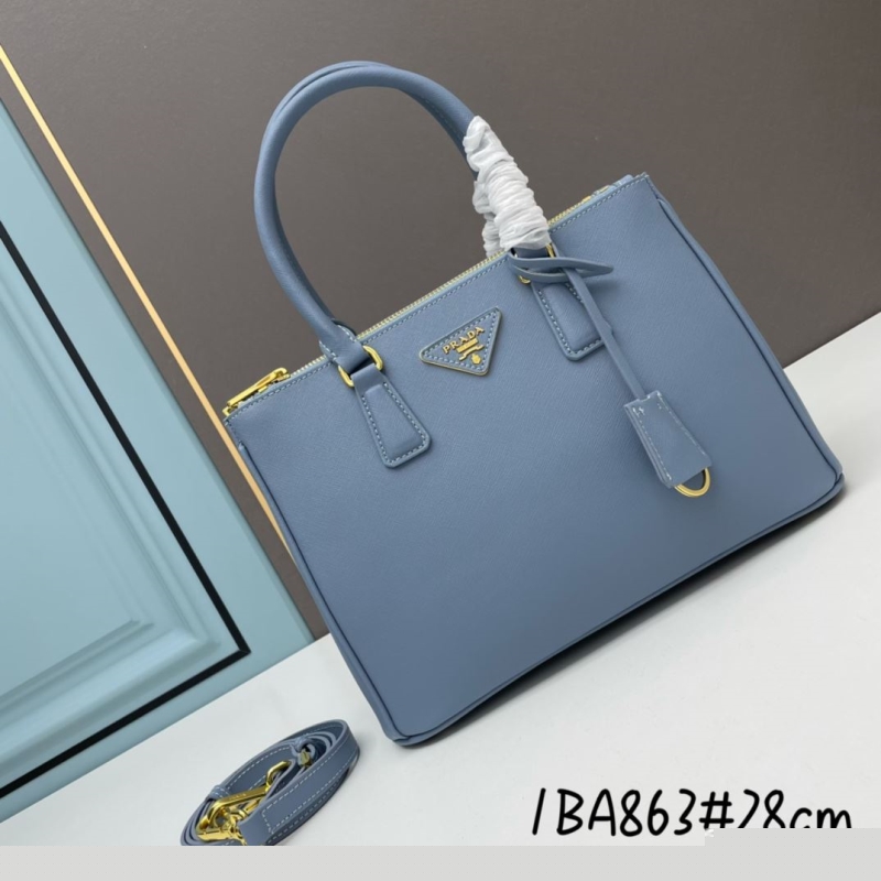 Pra*a shopping bags